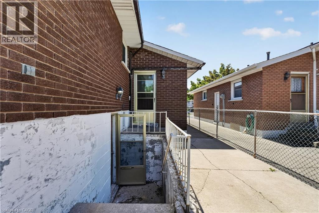 128 HADELAND Avenue - 44