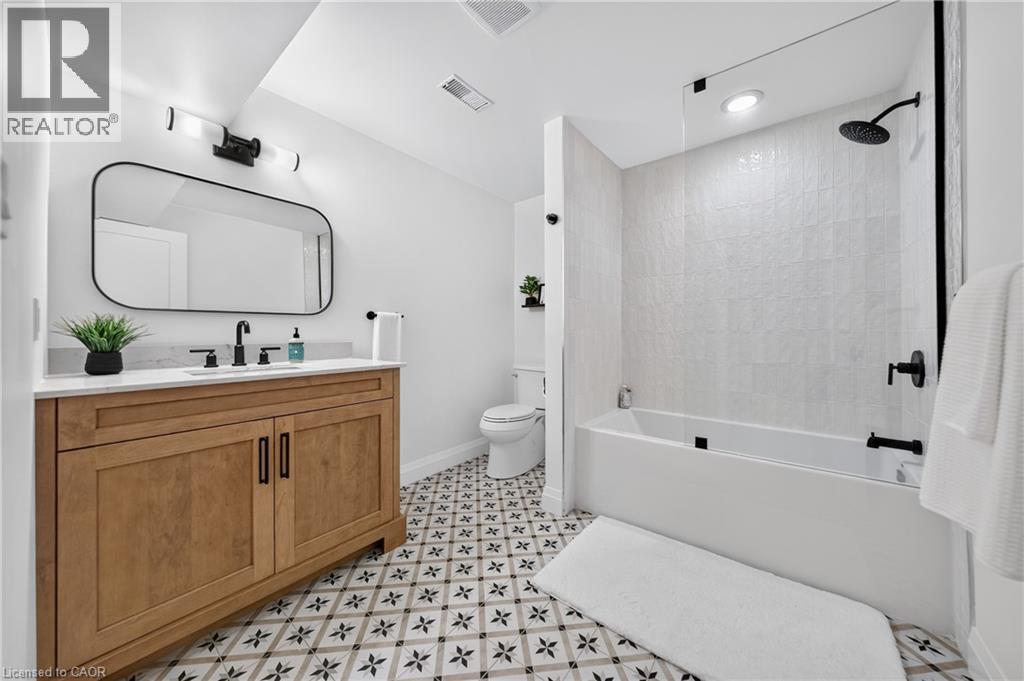 #3C 350 DOON VALLEY Drive - Image 40