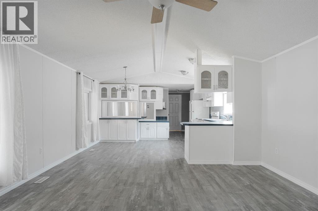 212 Greenwich Lane - 6