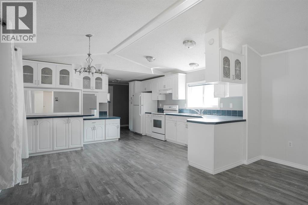 212 Greenwich Lane - 12