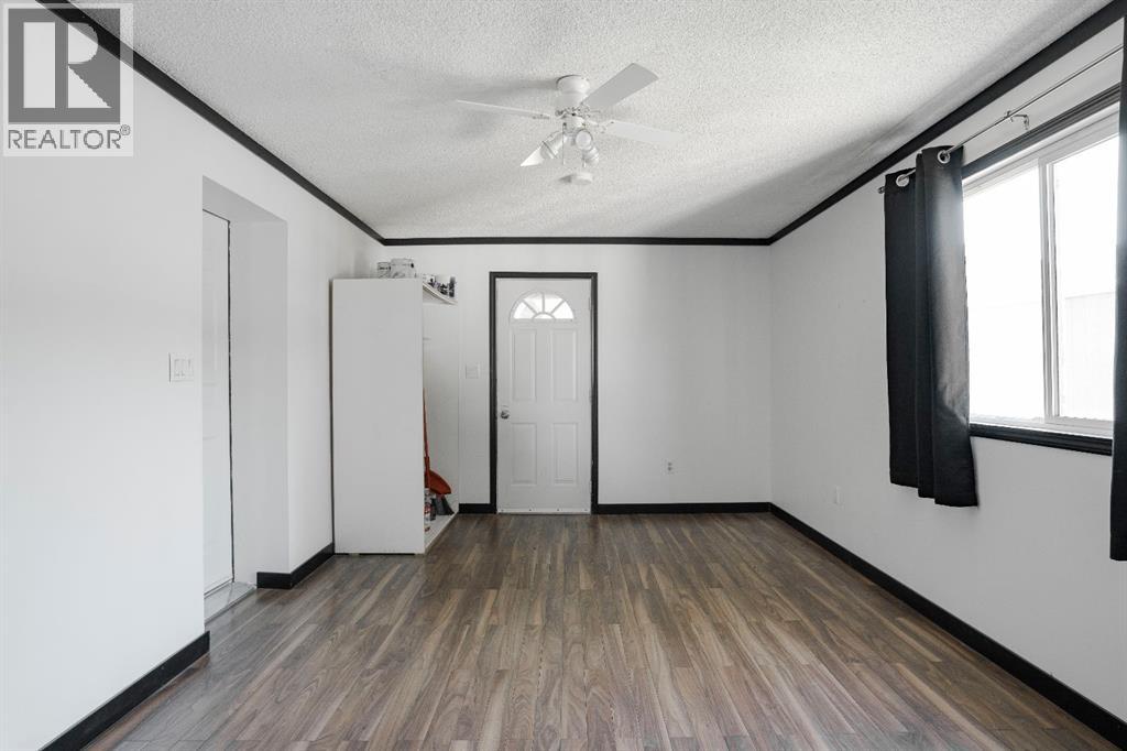 212 Greenwich Lane - 36