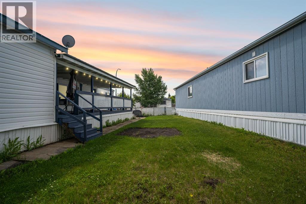 212 Greenwich Lane - 2