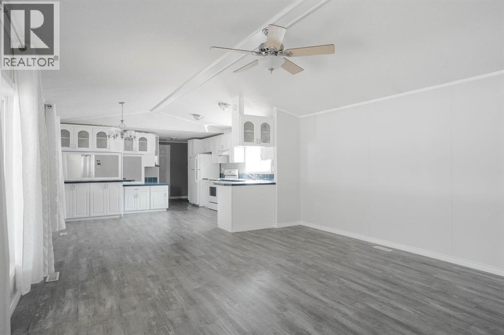 212 Greenwich Lane - 5
