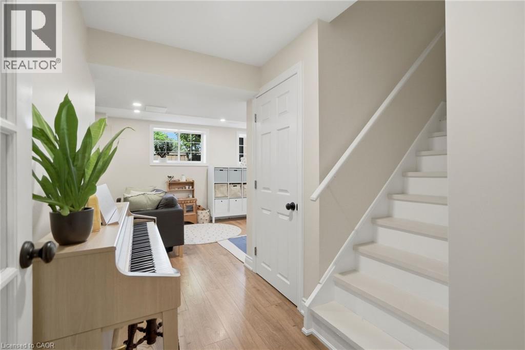 80 BOUSFIELD Rise - Image 35