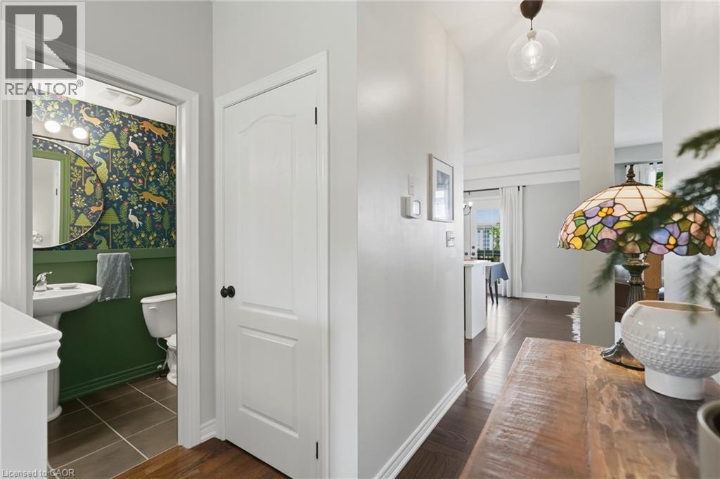 80 BOUSFIELD Rise - Image 9