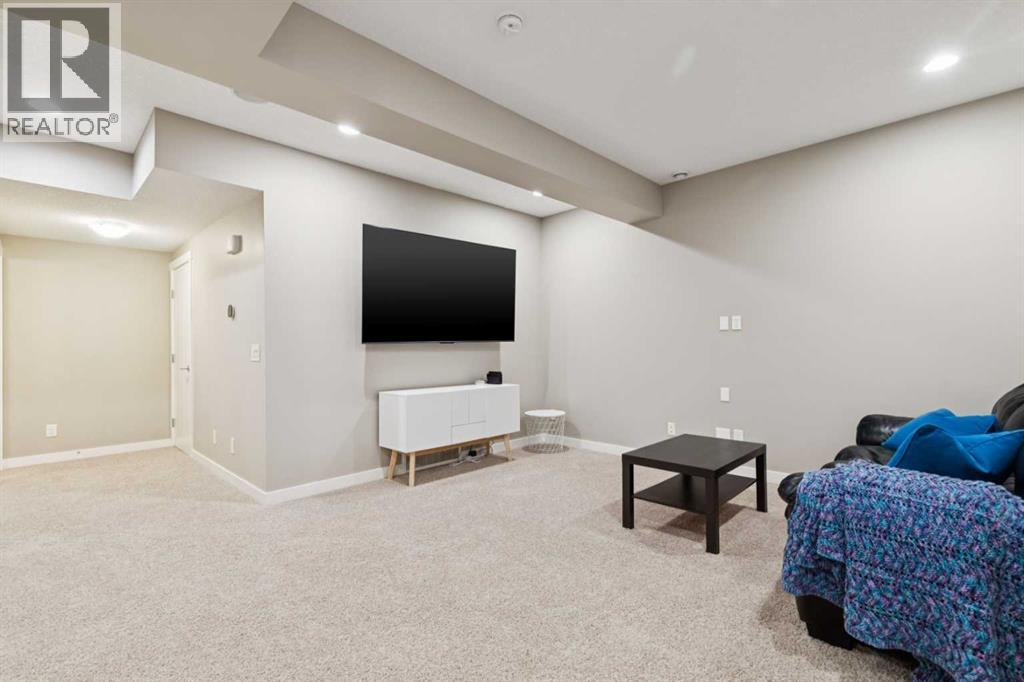 52 Marquis Crescent SE - 38