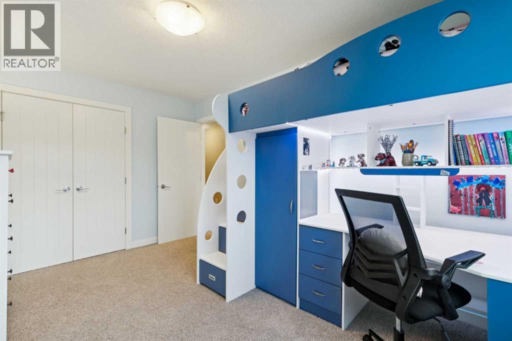 52 Marquis Crescent SE - 5