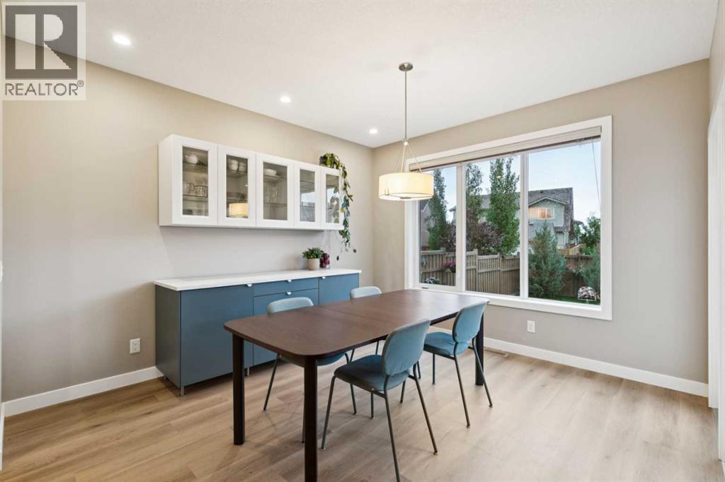 52 Marquis Crescent SE - 33