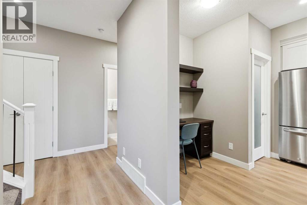 52 Marquis Crescent SE - 20