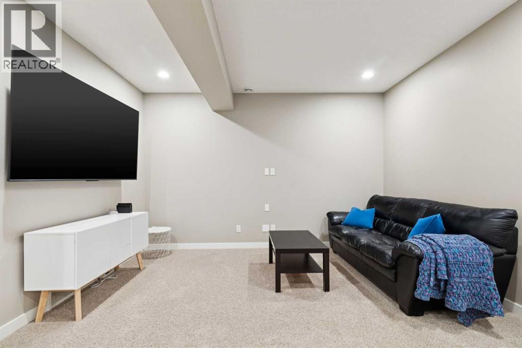 52 Marquis Crescent SE - 36