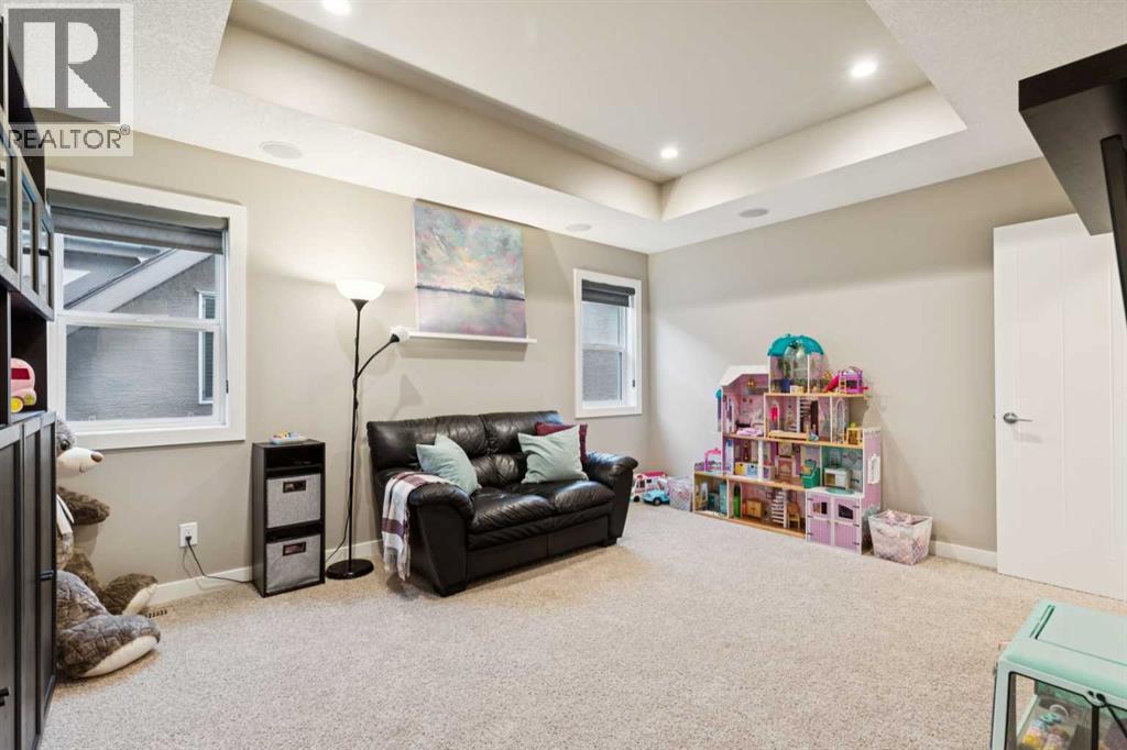 52 Marquis Crescent SE - 10