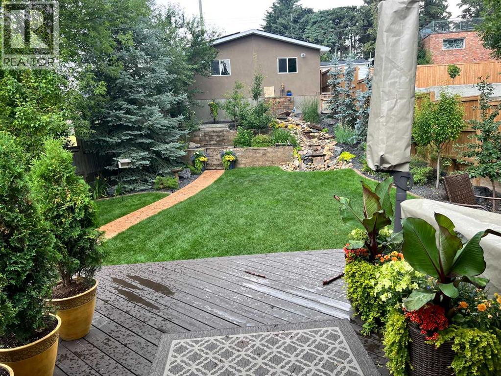 315 45 Avenue SW - 37