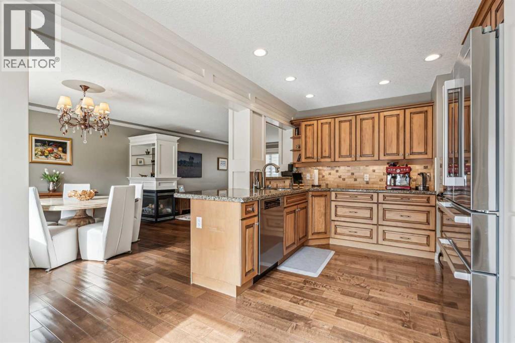 315 45 Avenue SW - 11