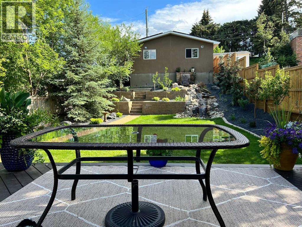 315 45 Avenue SW - 34