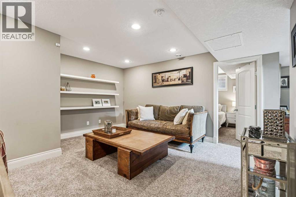315 45 Avenue SW - 23