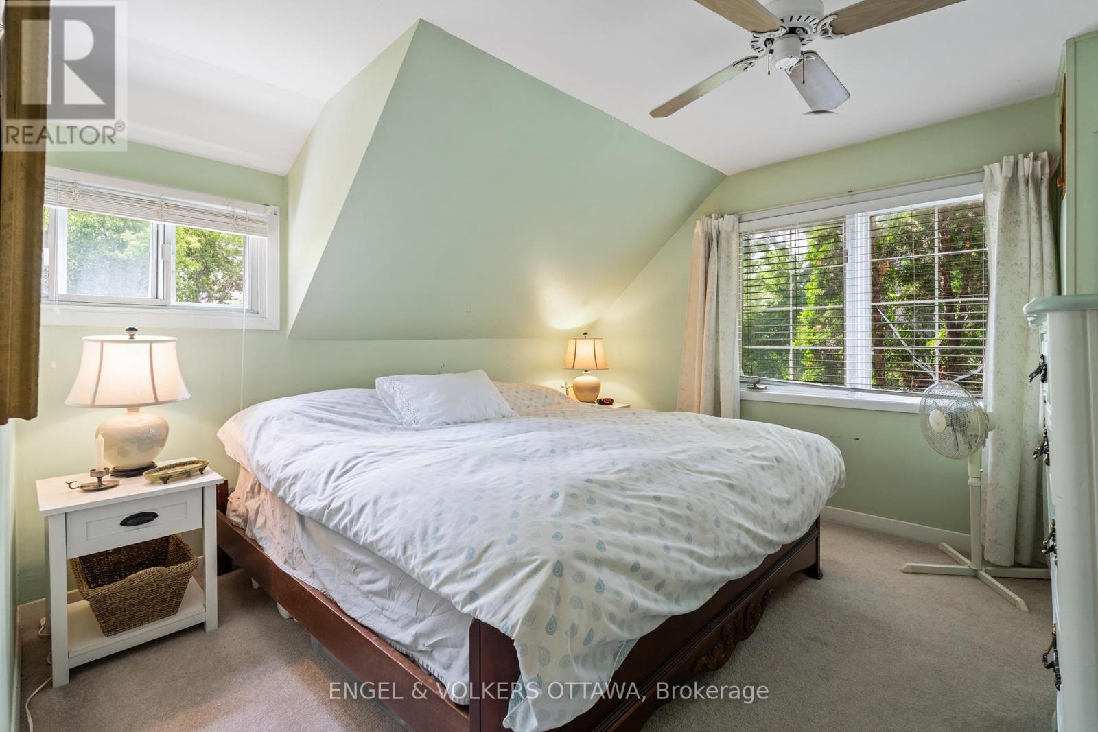 1119 TIGHE STREET - 14
