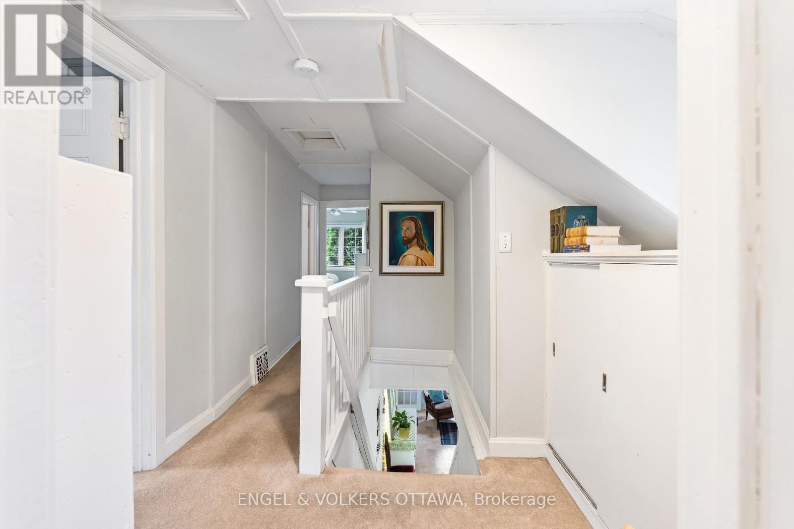 1119 TIGHE STREET - 16