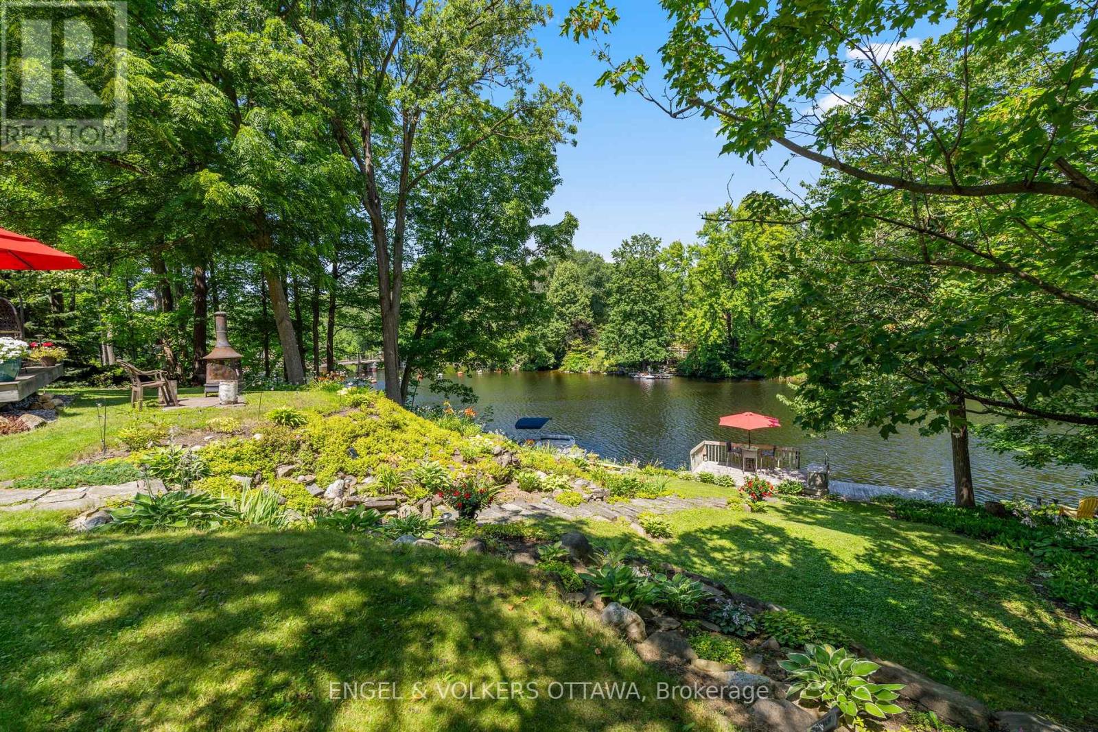 1119 TIGHE STREET - 22