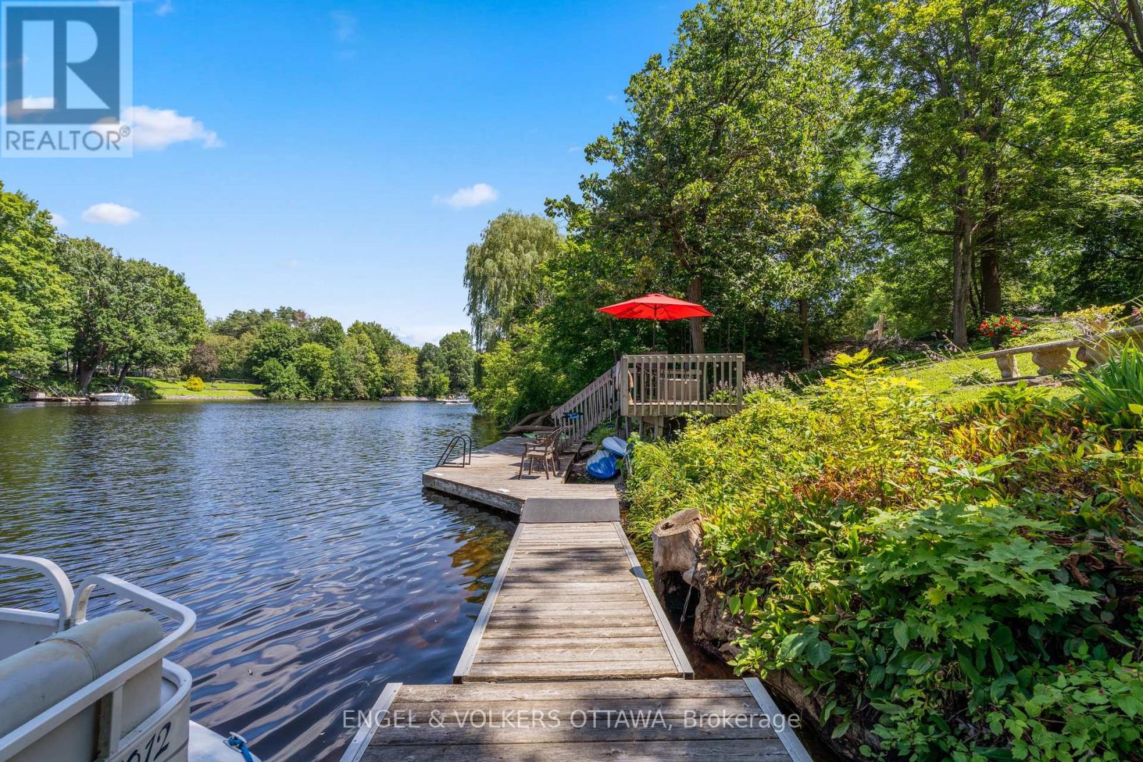1119 TIGHE STREET - 27