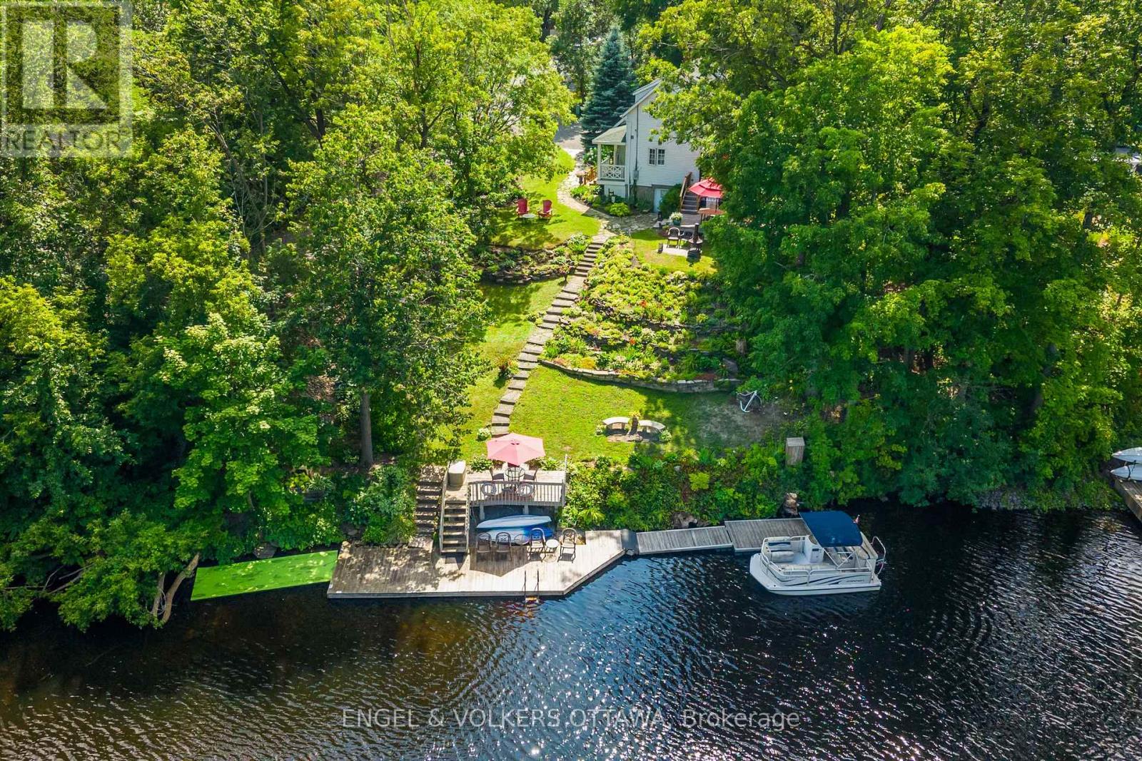1119 TIGHE STREET - 28