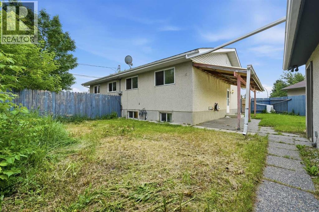 945 Marcombe Drive NE - 21