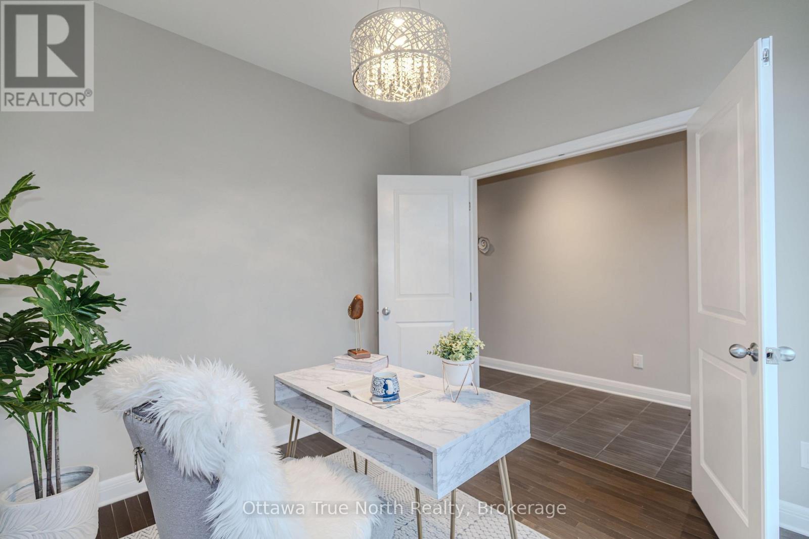 373 HUNTSVILLE DRIVE - 8