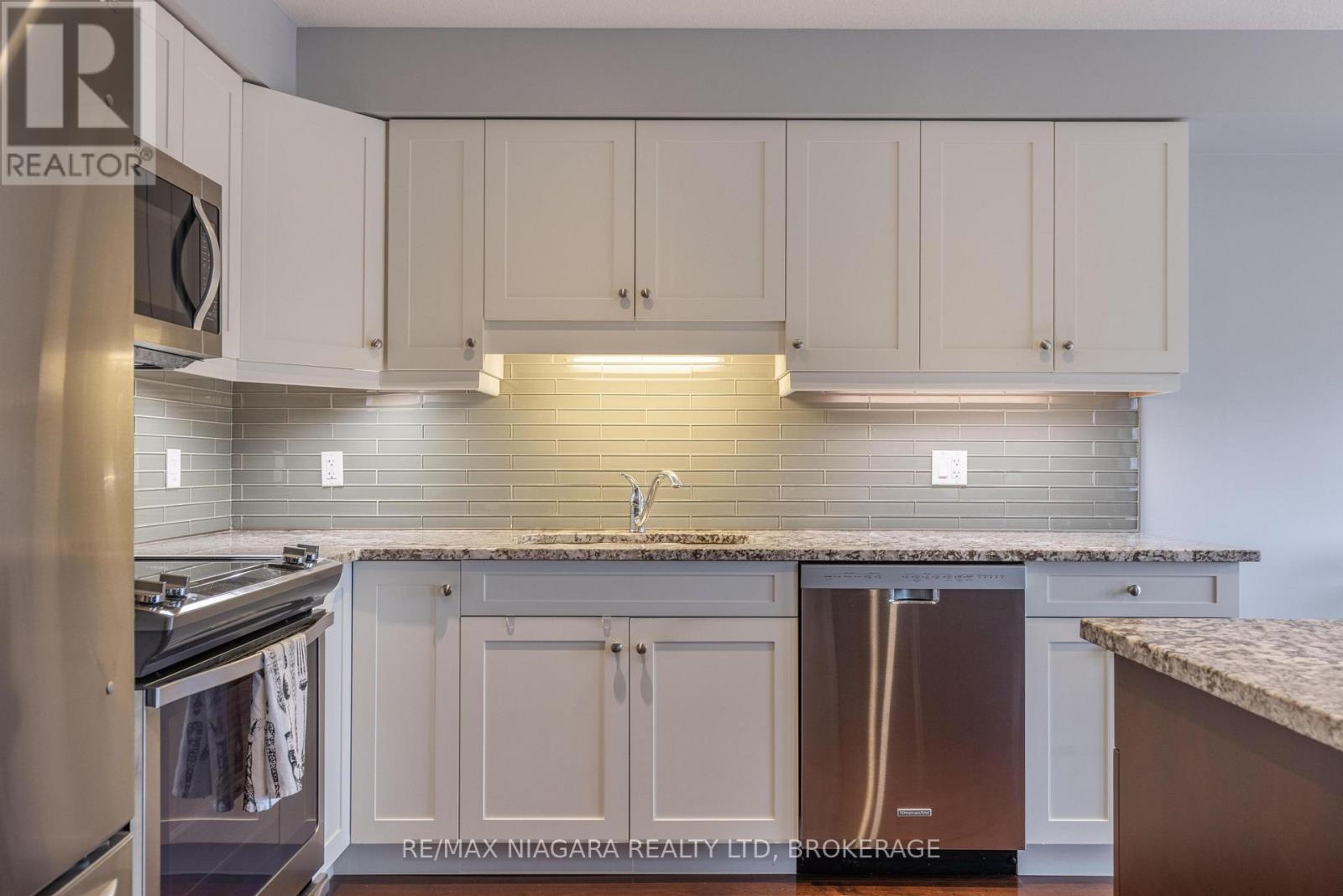 8844 SILVERSTAR COURT - 10