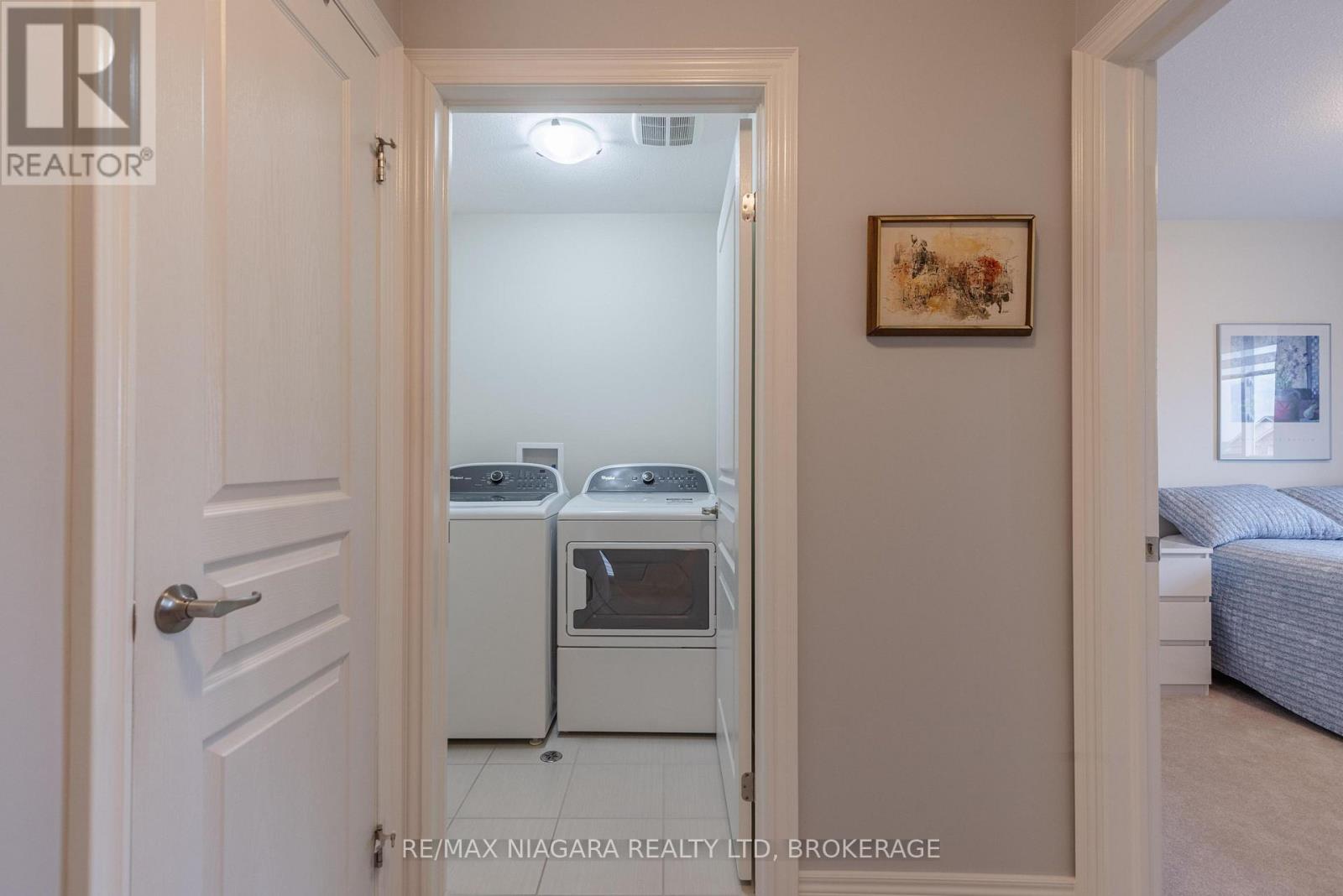 8844 SILVERSTAR COURT - 23