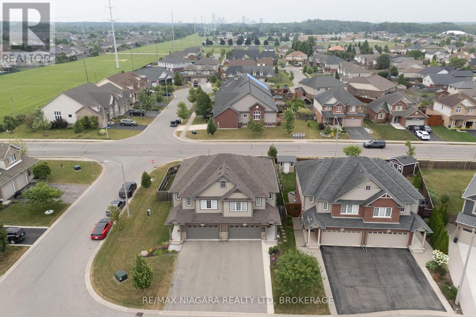 8844 SILVERSTAR COURT - 27