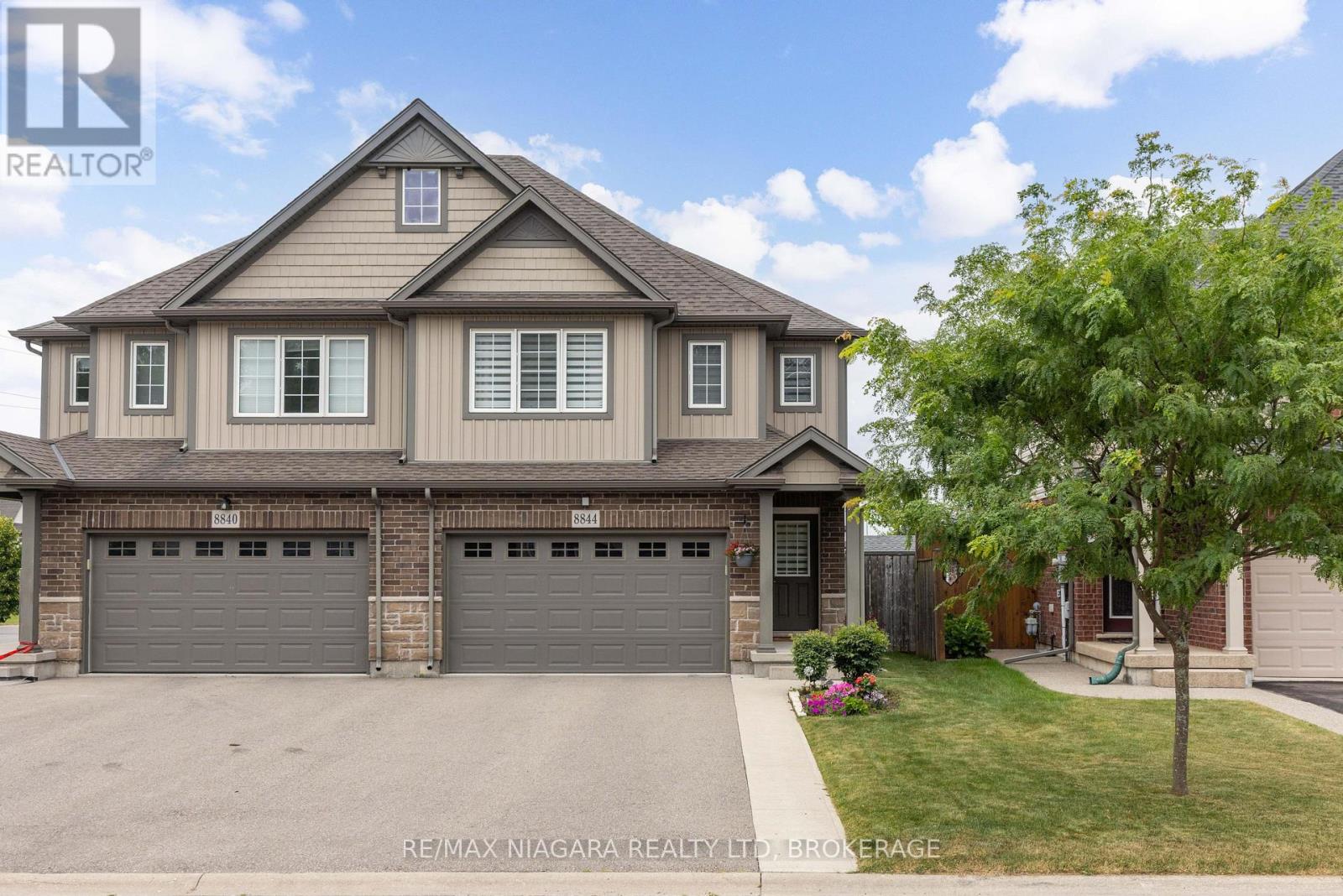 8844 SILVERSTAR COURT - 32