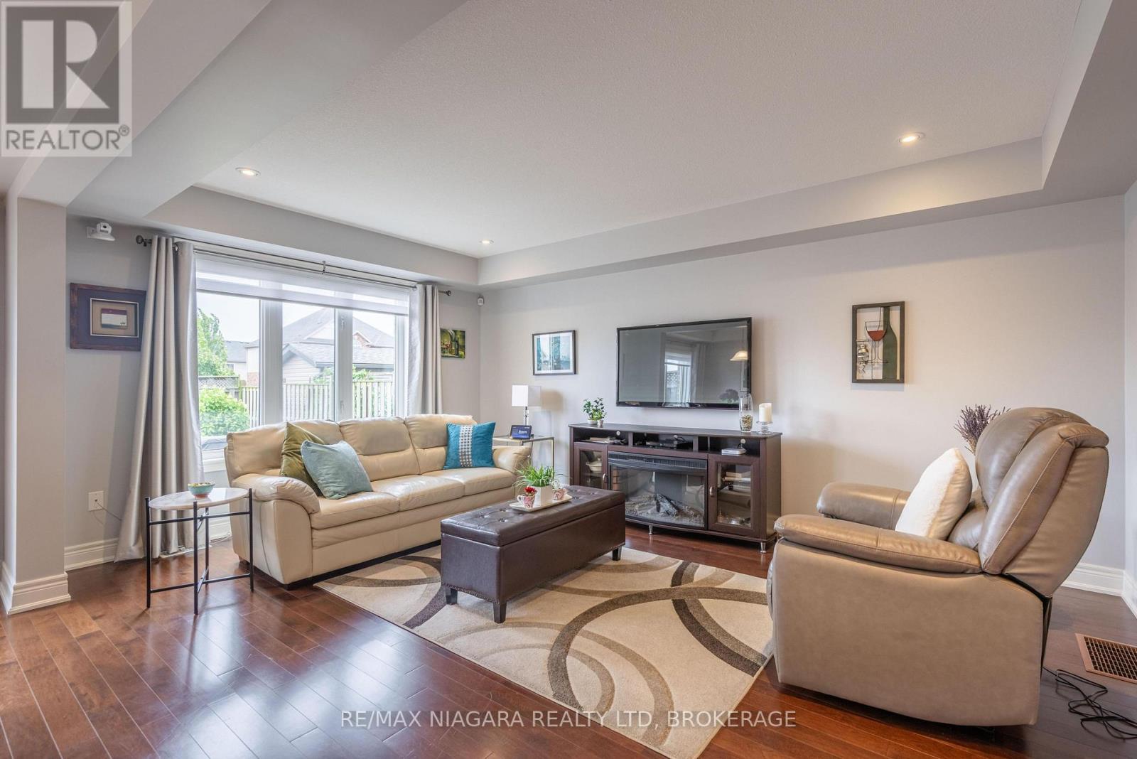 8844 SILVERSTAR COURT - 4