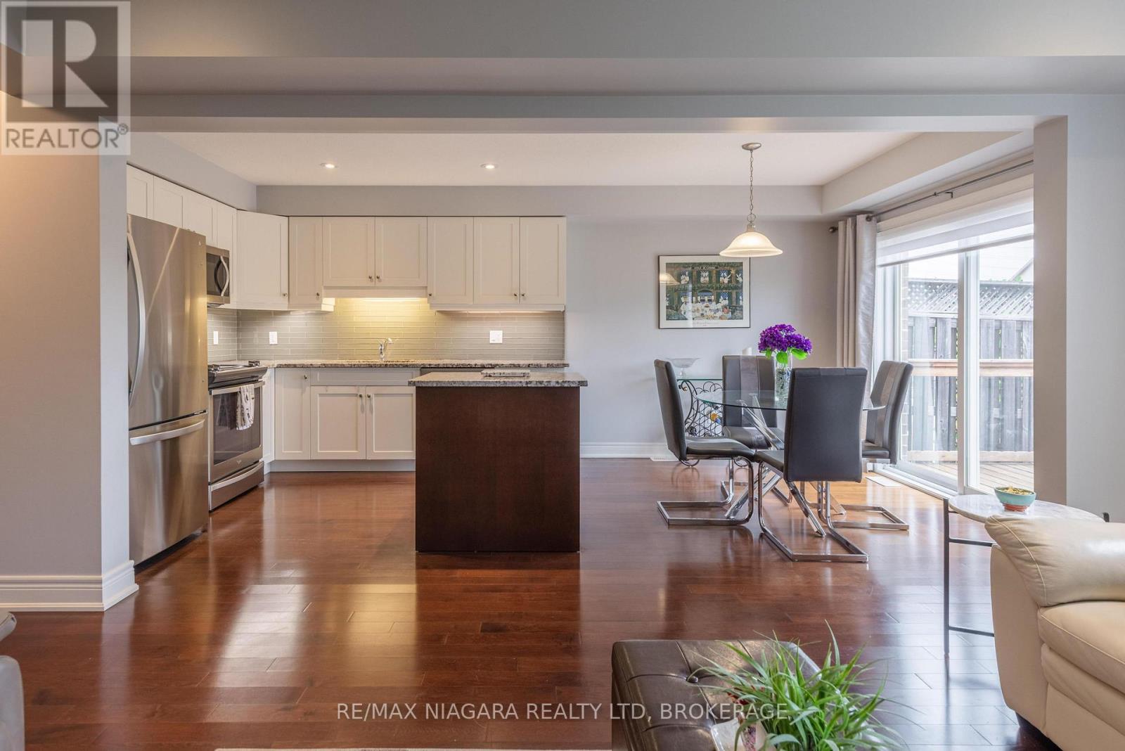 8844 SILVERSTAR COURT - 8