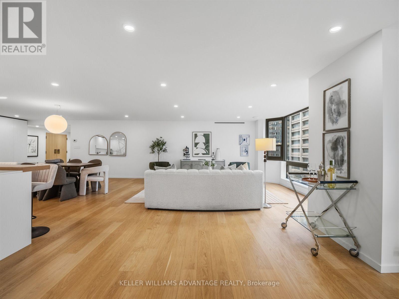 #1002 1166 BAY STREET - Image 22