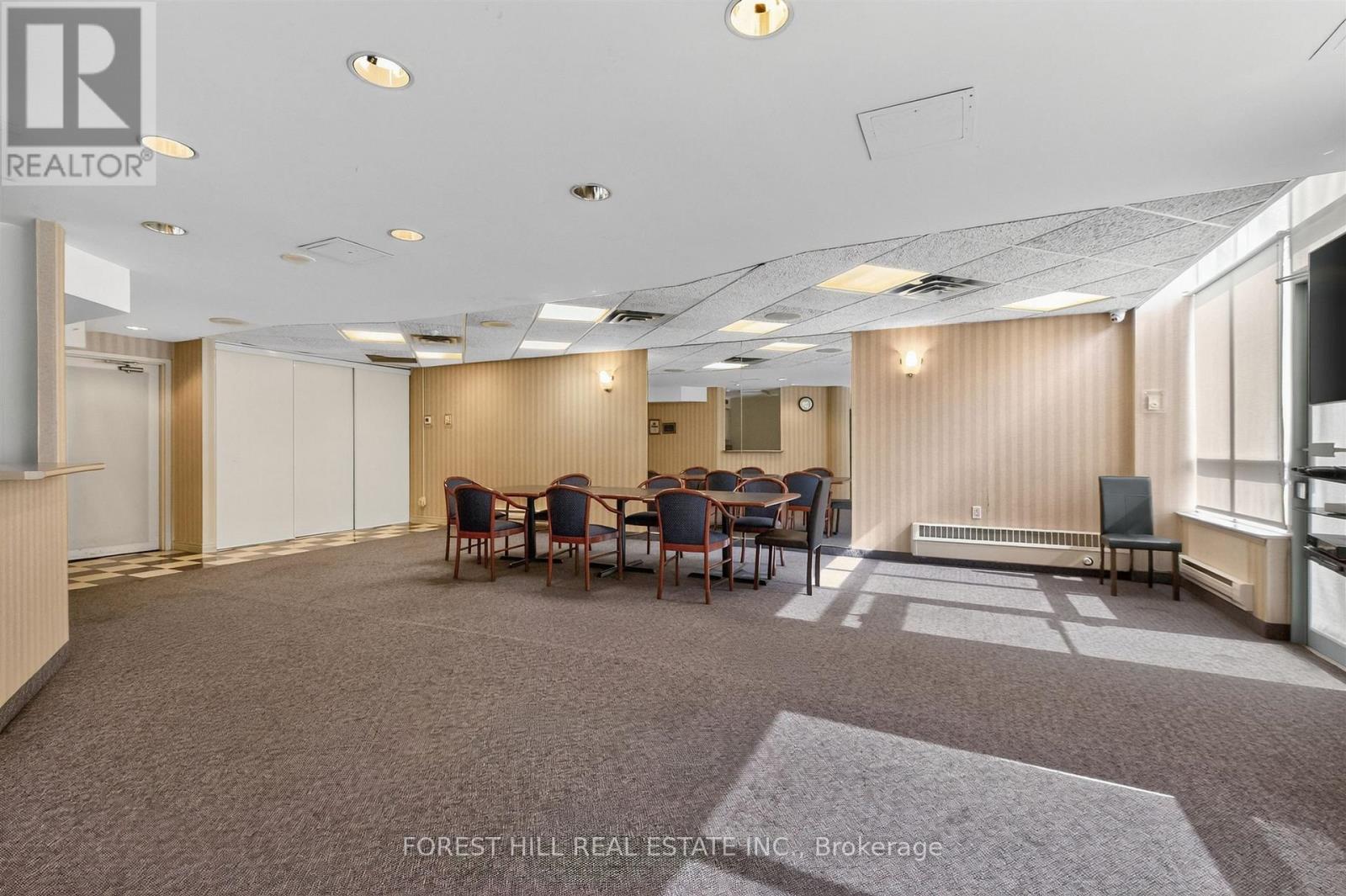 #1005 2 COVINGTON ROAD - 28