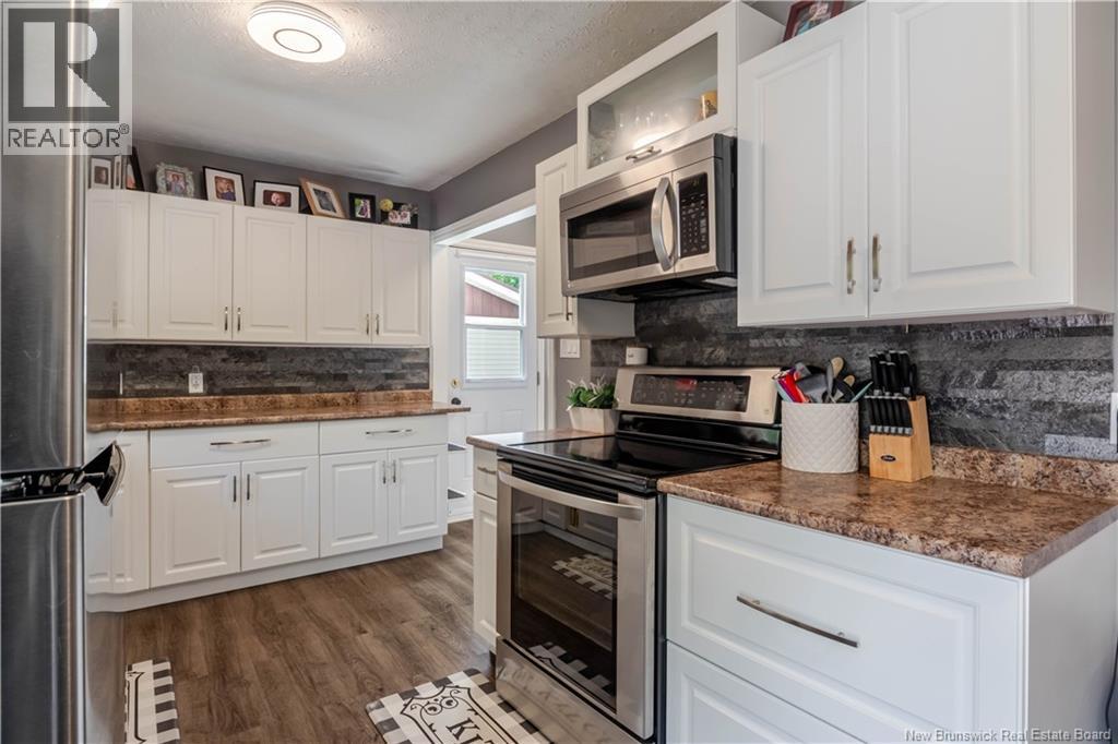 90 Bliss Street - Image 10