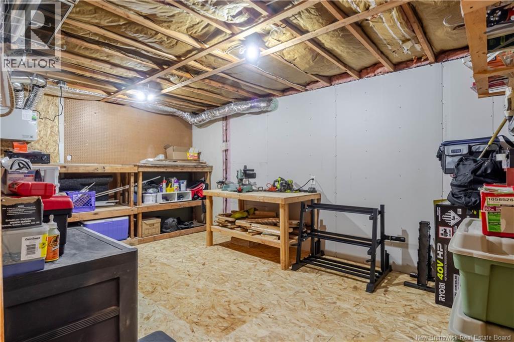 90 Bliss Street - Image 24