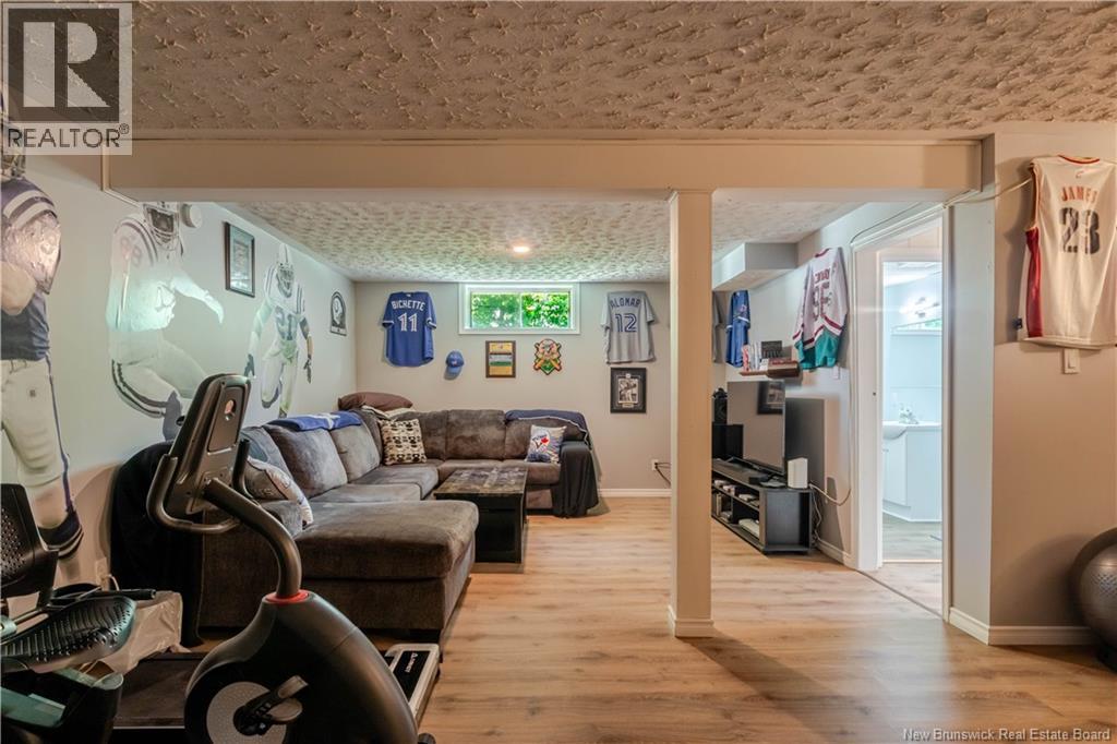 90 Bliss Street - Image 31