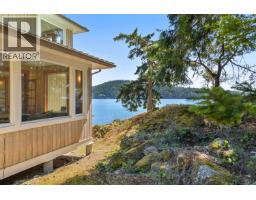 647 Dinner Bay Road, Mayne Island, BC V0N2J2 Photo 6