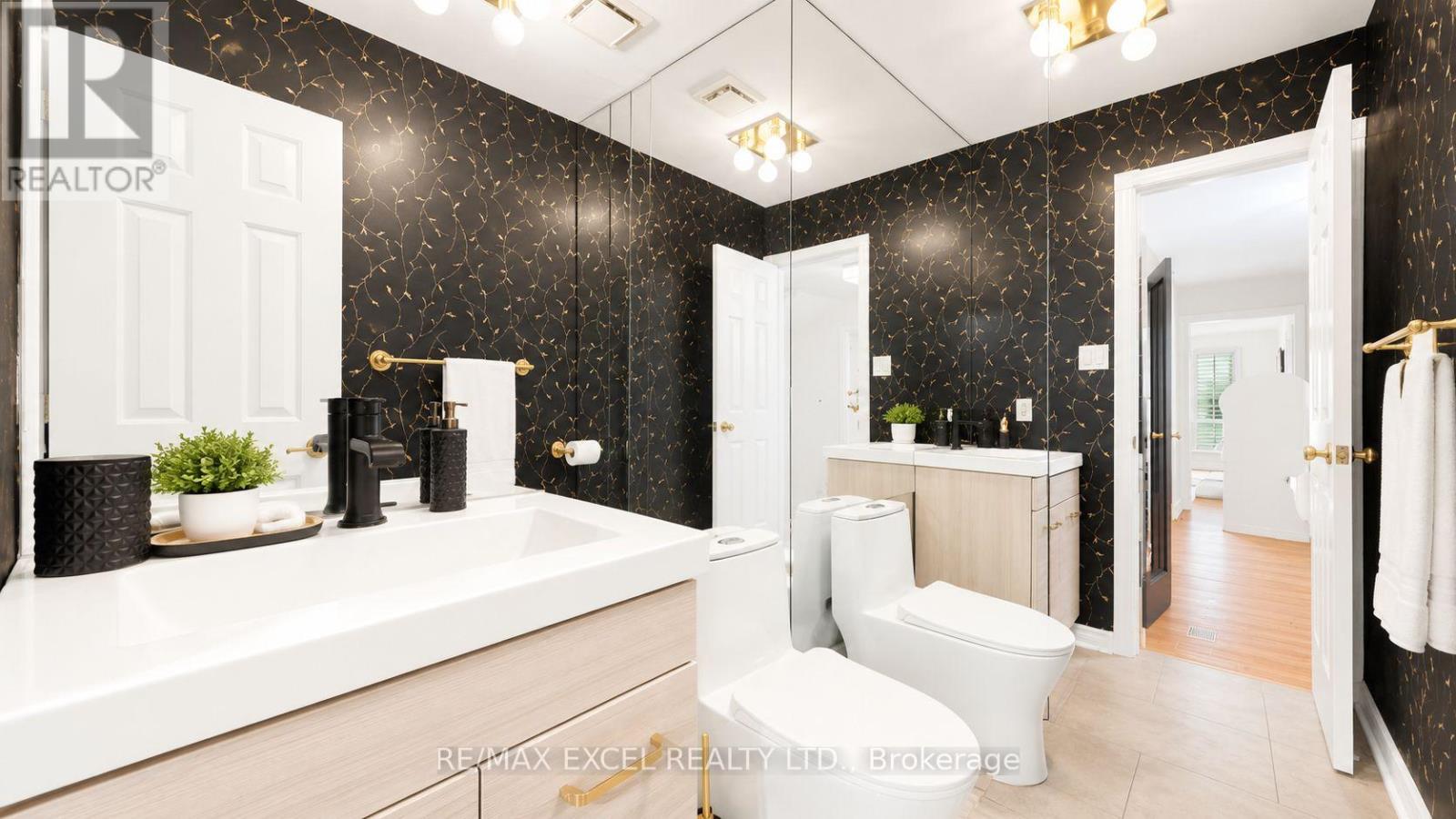 30 LAMBERT ROAD - 15