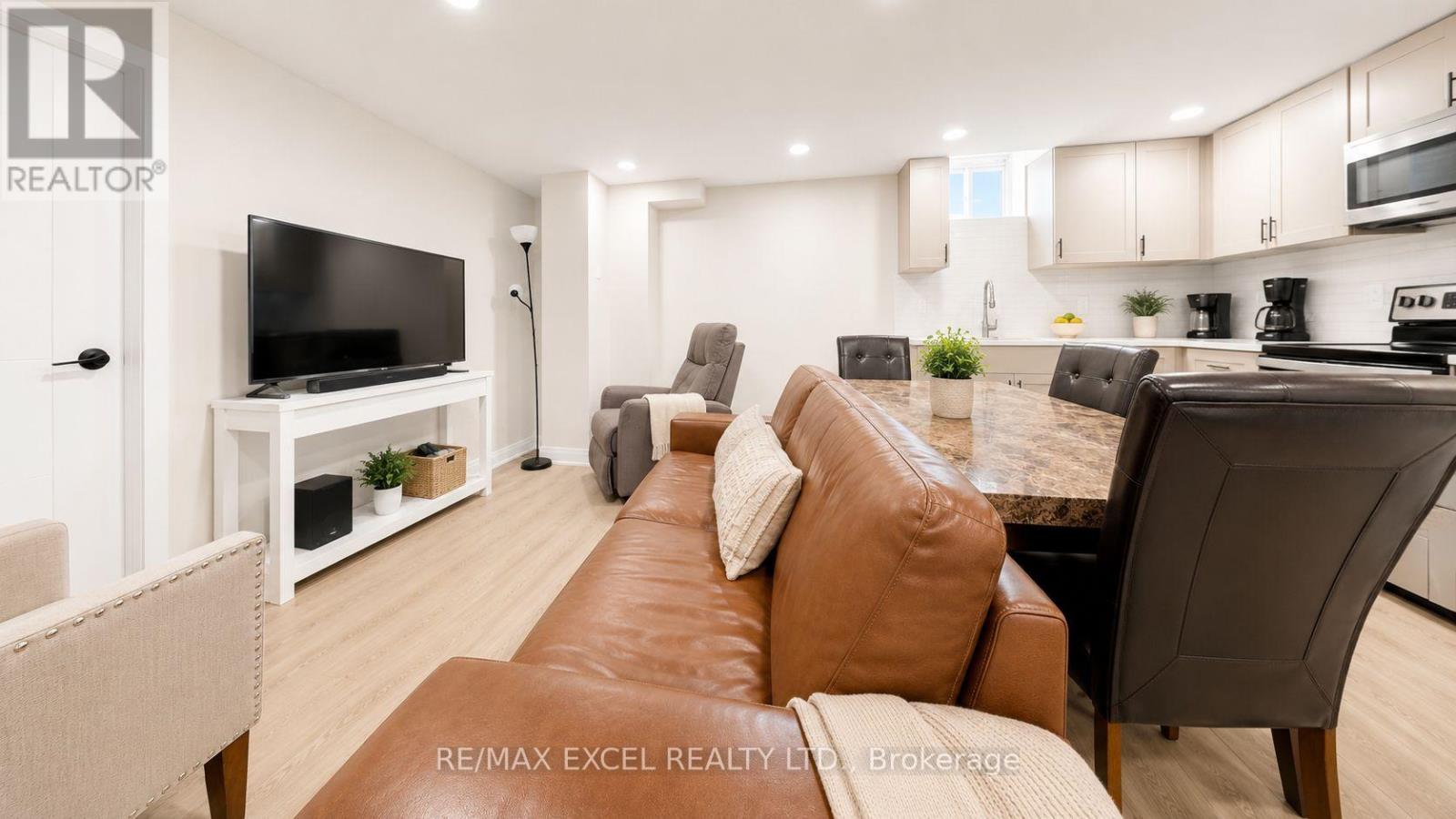 30 LAMBERT ROAD - 29