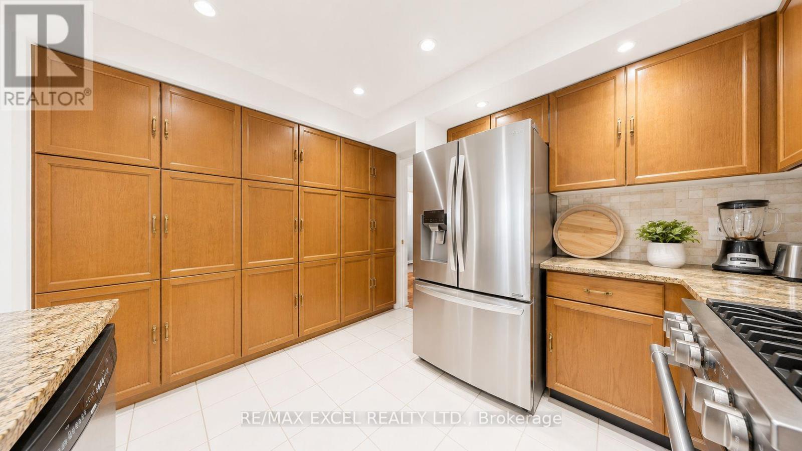30 LAMBERT ROAD - 7