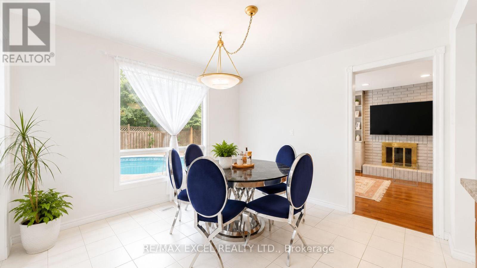 30 LAMBERT ROAD - 8