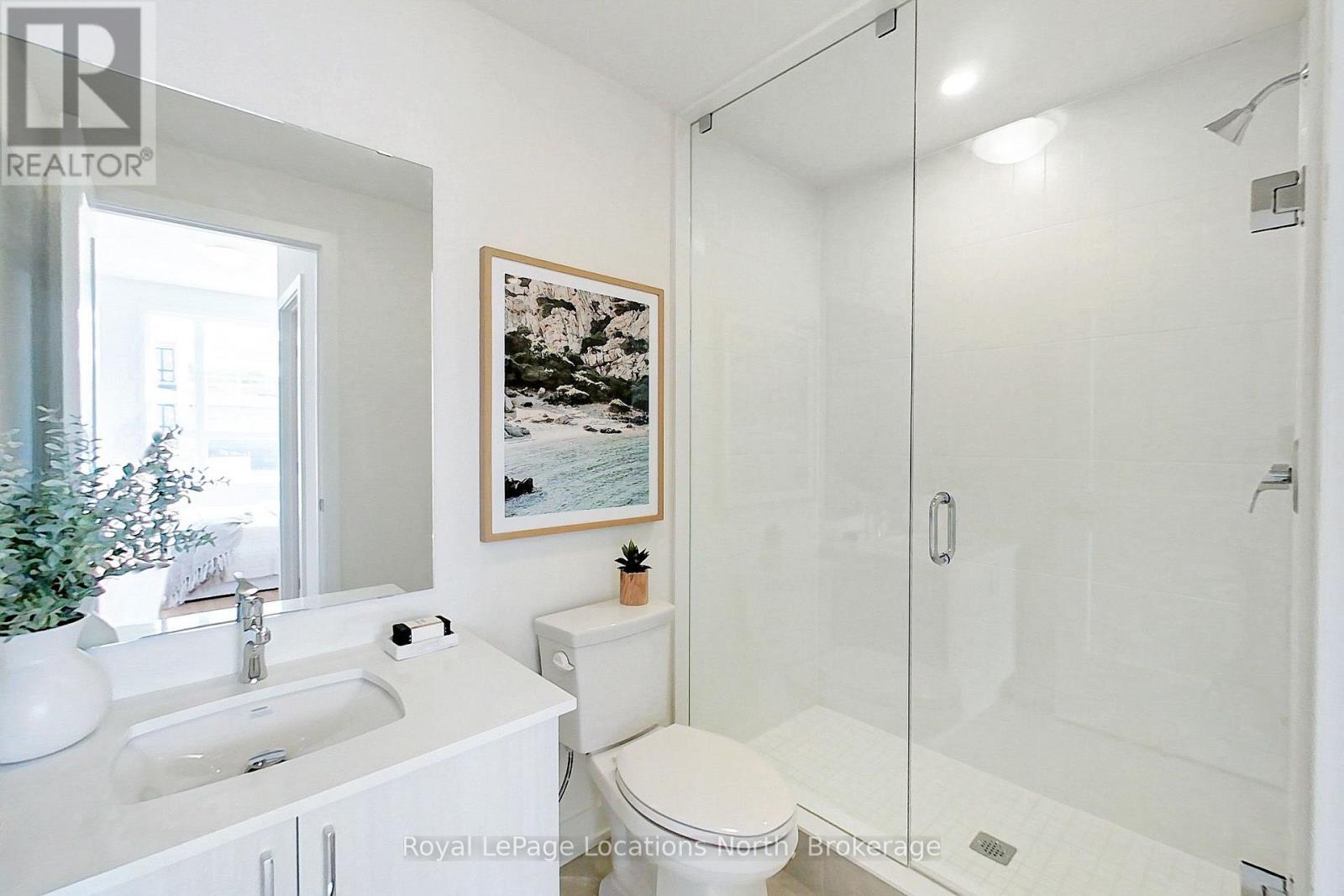 224 STONELEIGH DRIVE - 21