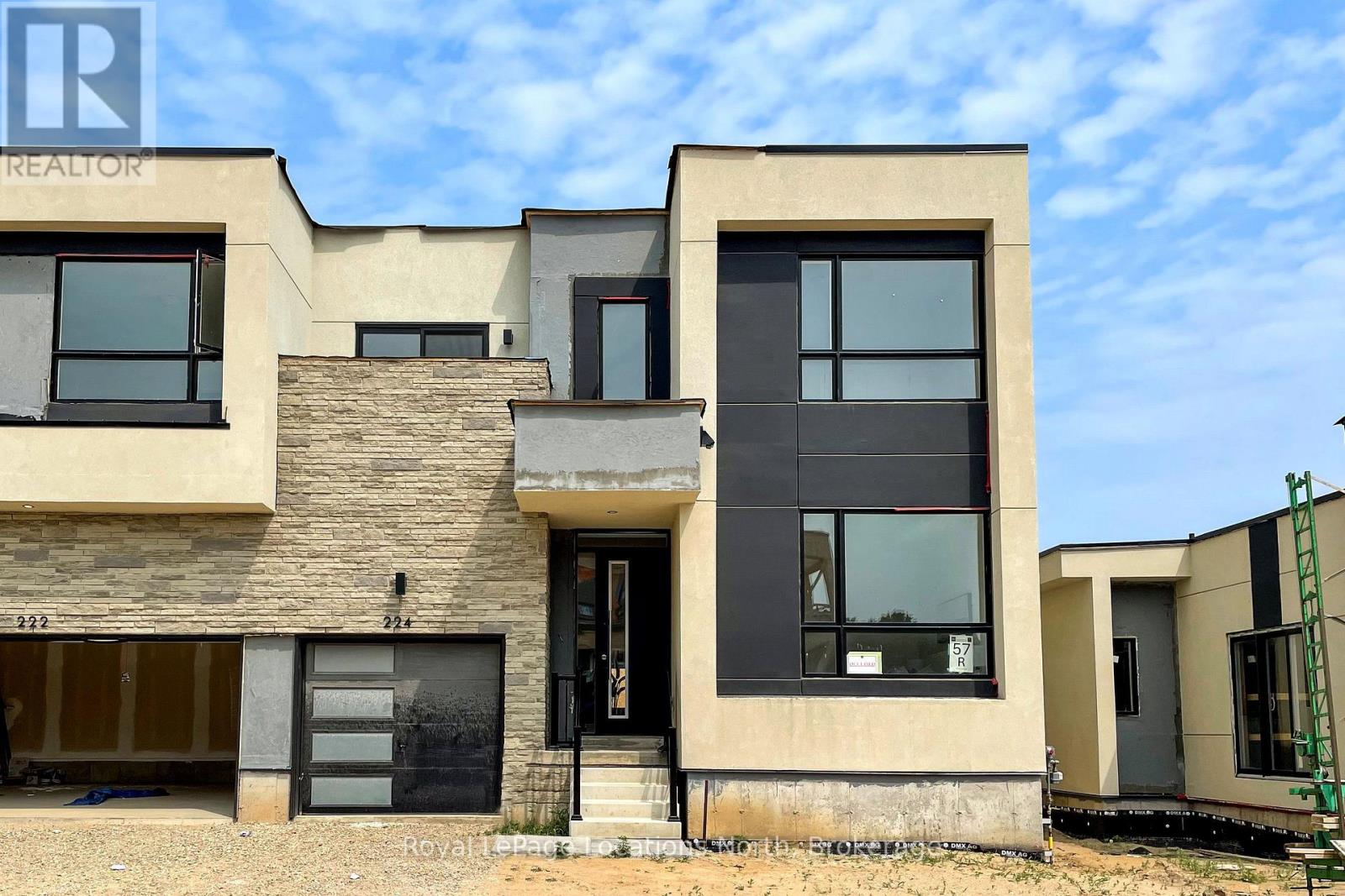 224 STONELEIGH DRIVE - 3