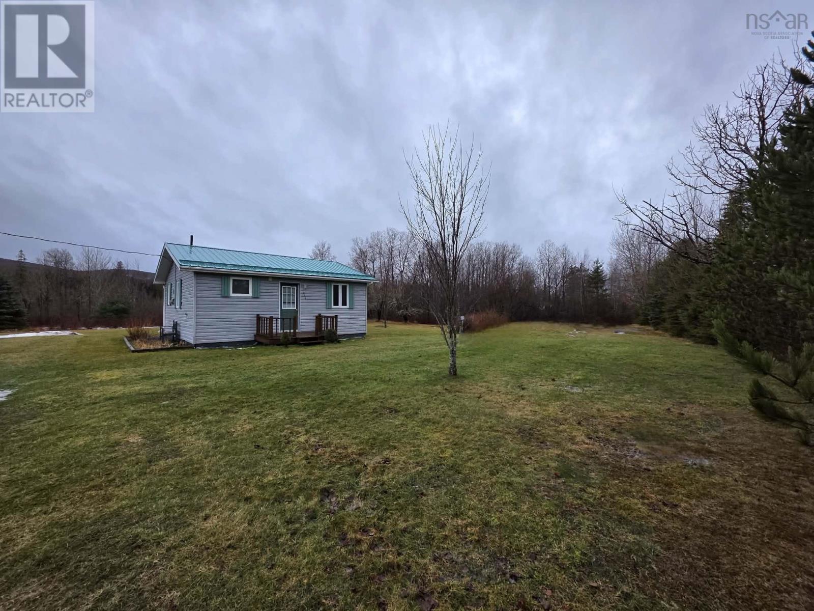 296 Valley Road - 5