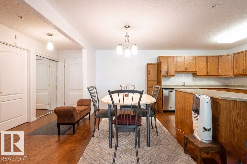 #102 8912 156 ST NW - 10