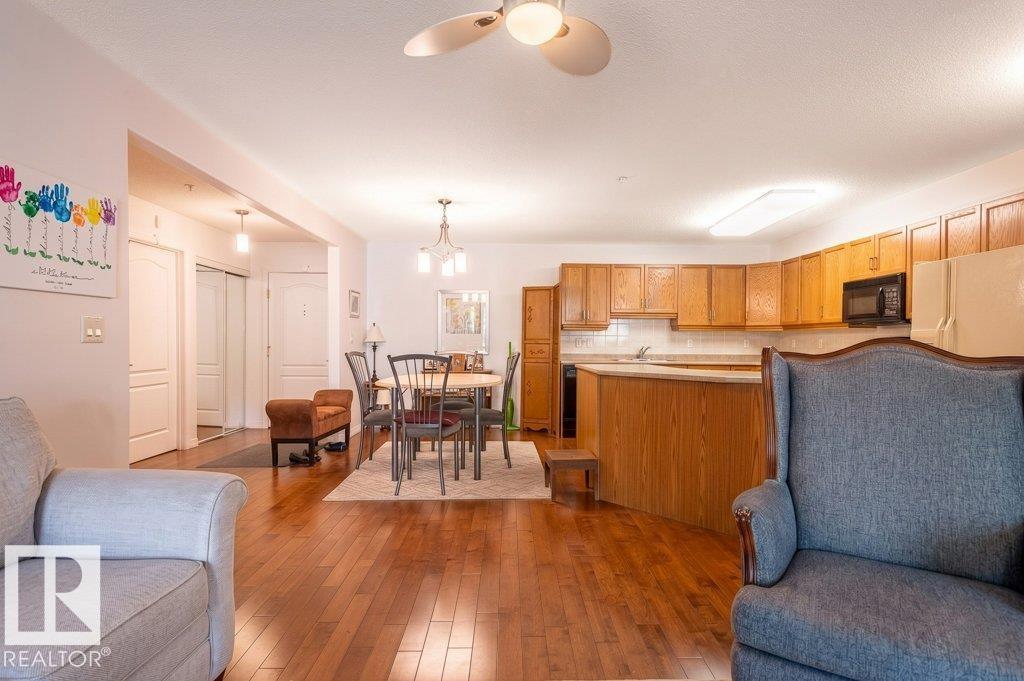 #102 8912 156 ST NW - 11