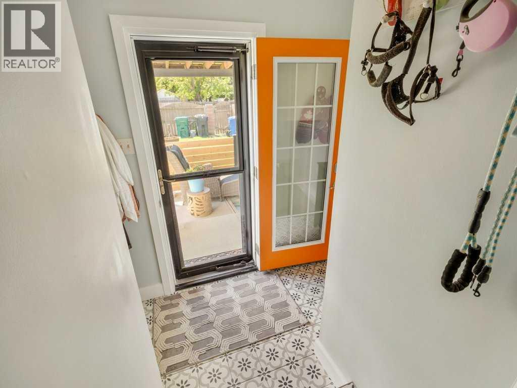 66 Pheasant Road N - 24