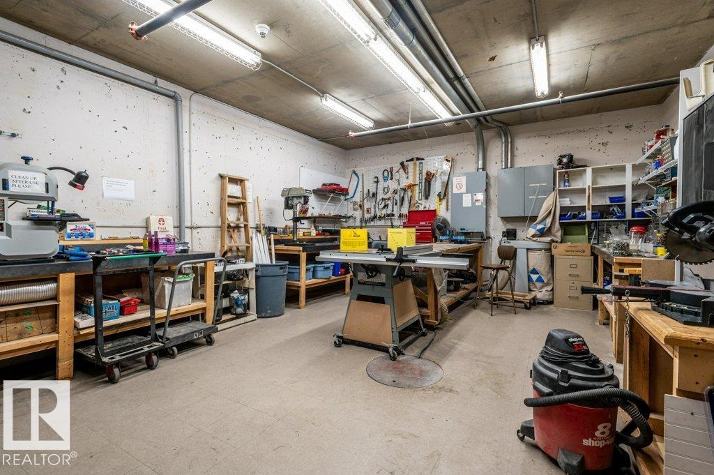 #102 8912 156 ST NW - 51