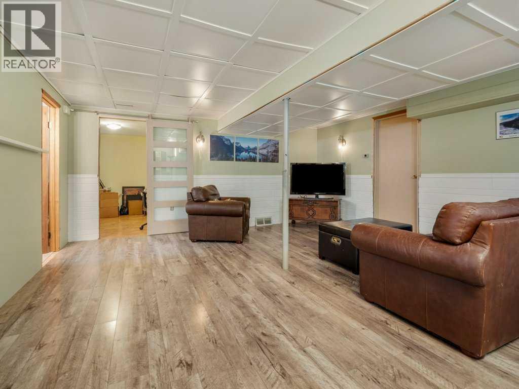 66 Pheasant Road N - 27